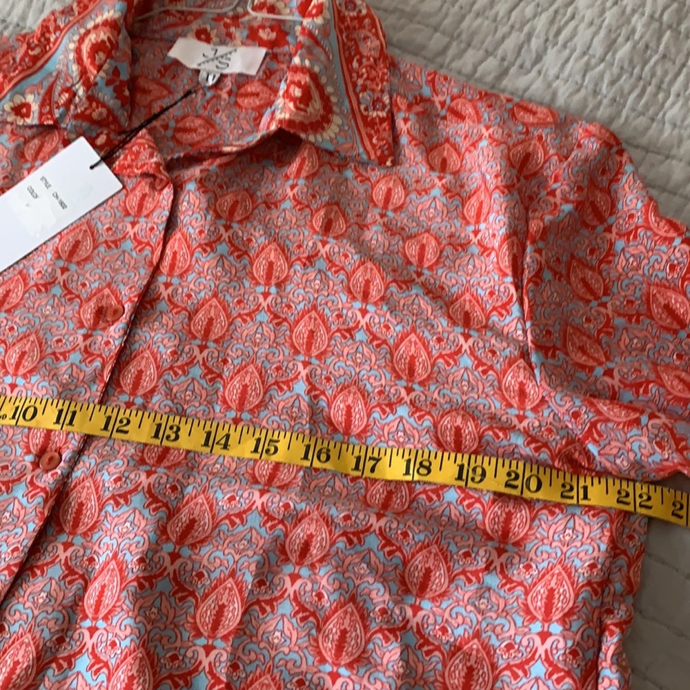 Shirt - Picture 4 of 7